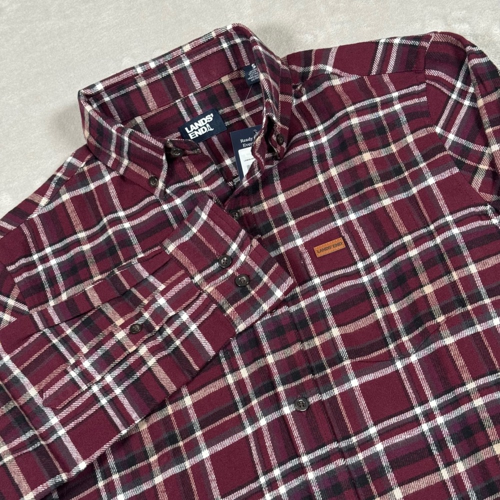Lands' End Flannel Shirt Mens Small Burgundy Plaid Long Sleeve Button Down